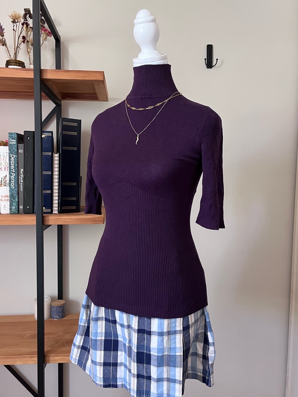 Y2K Express Design Studio Purple Mock Neck Open Back Short Sleeve Sweater XS/S